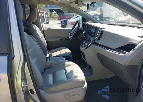 2016 Toyota Sienna Xle Premium 8 Passenger from USA, damaged, VIN 5TDYK3DC3GS732410